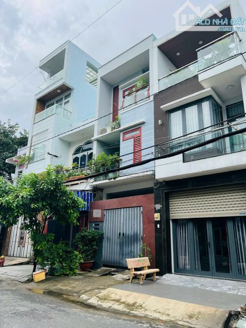 4247862 ảnh đại diện 1