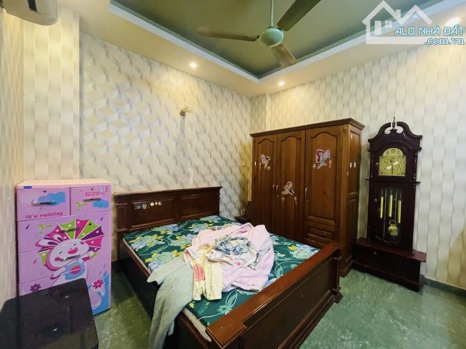 4248447 ảnh đại diện 2