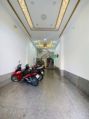 4248058 ảnh đại diện 1