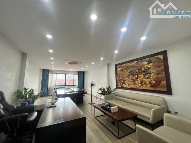 4247543 ảnh đại diện 2