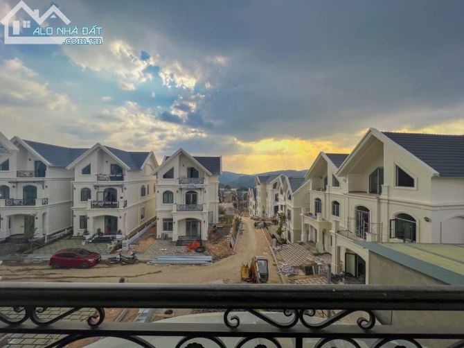 4248110 ảnh đại diện 1