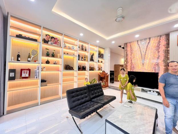 4251535 ảnh đại diện 1