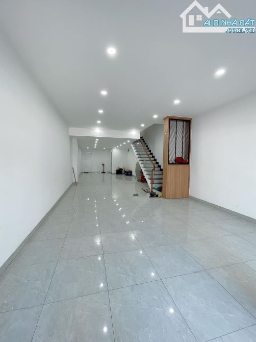 4250362 ảnh đại diện 1