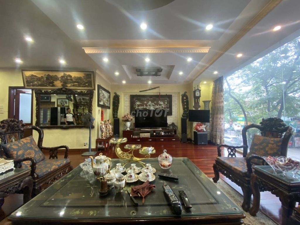 4252311 ảnh đại diện 1