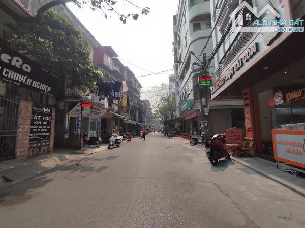 4250505 ảnh đại diện 1