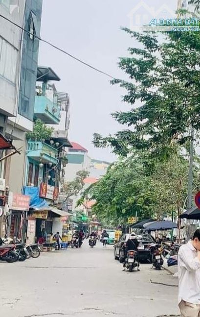 4252946 ảnh đại diện 1