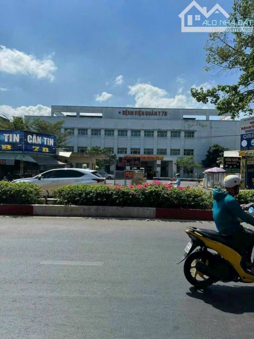 4254427 ảnh đại diện 1