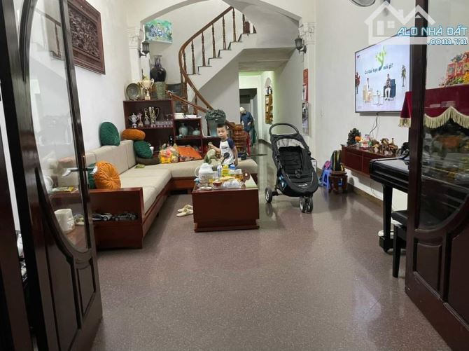 4257308 ảnh đại diện 1