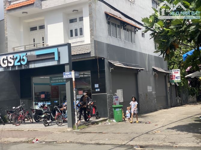 4256046 ảnh đại diện 1