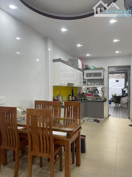 4257305 ảnh đại diện 1