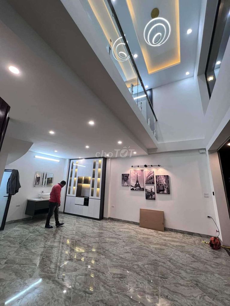 4256347 ảnh đại diện 1