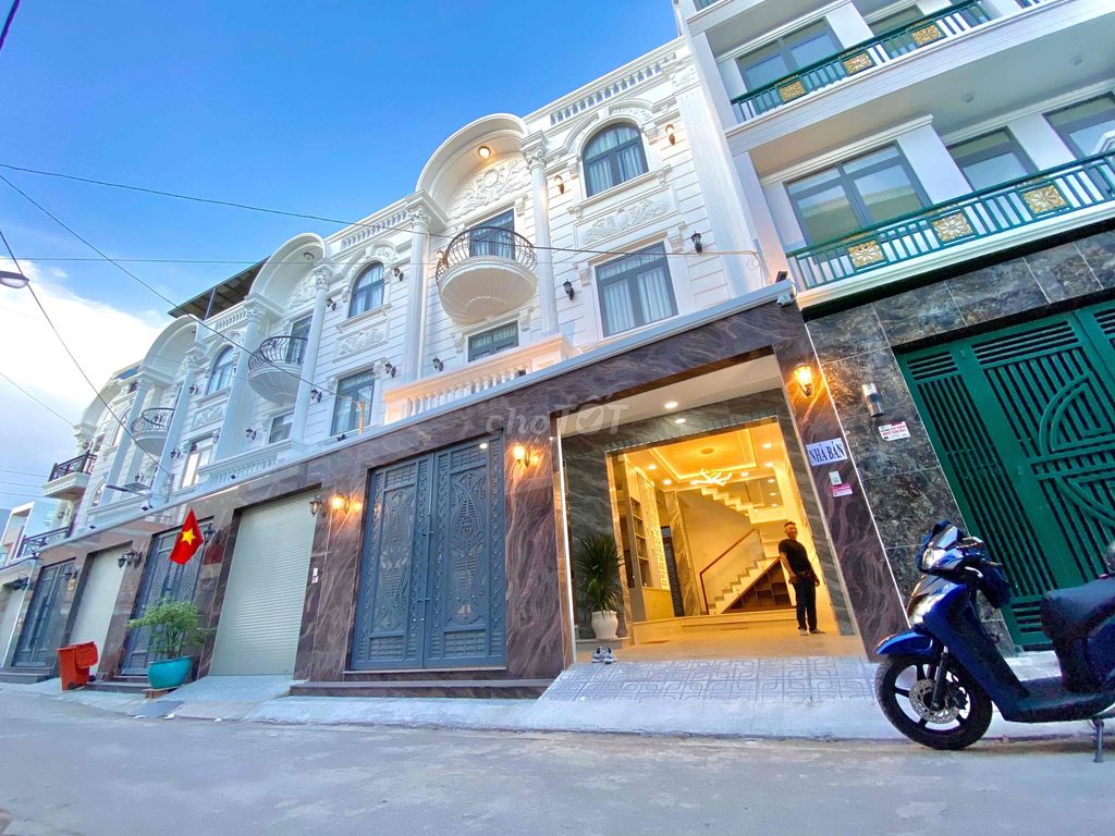 4261333 ảnh đại diện 1