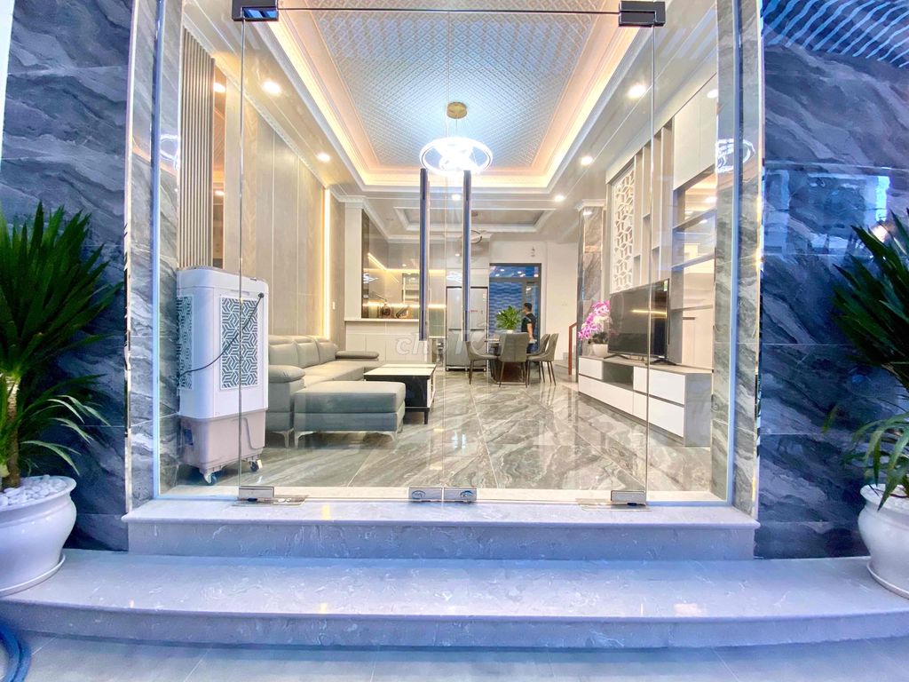 4261333 ảnh đại diện 1