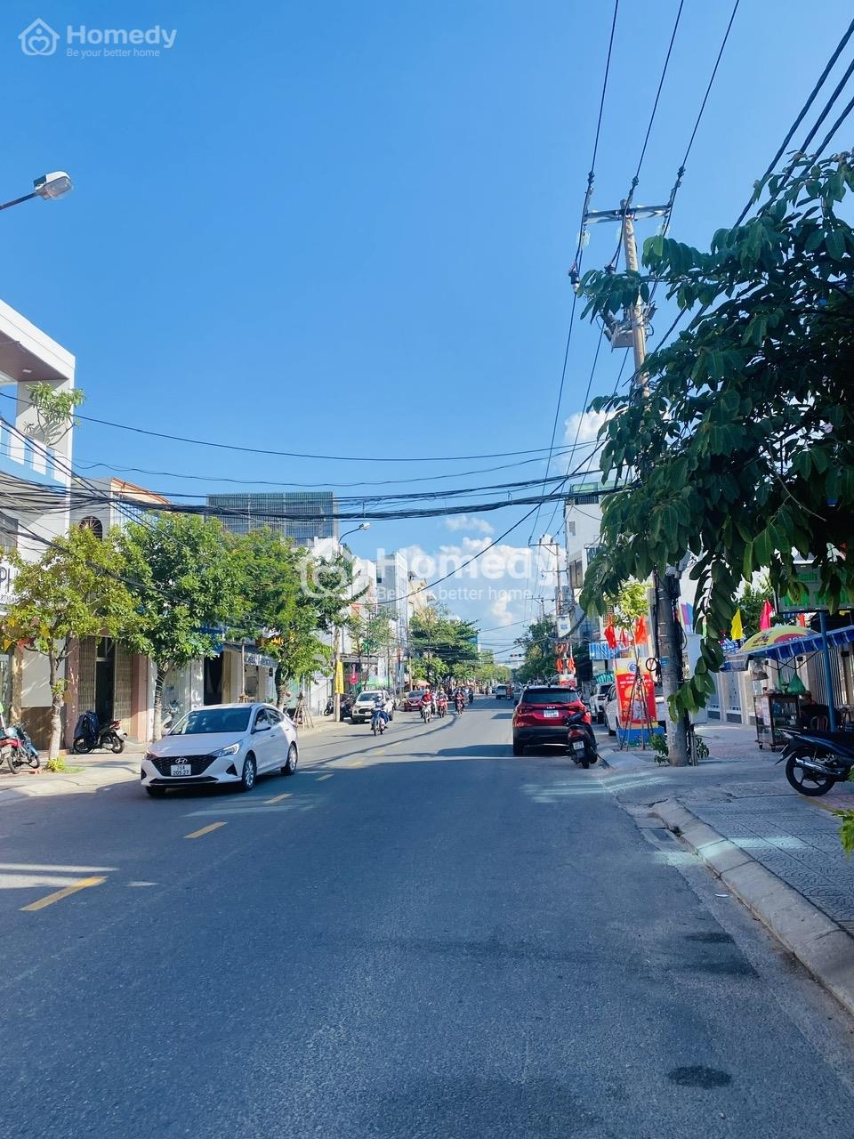 4261455 ảnh đại diện 1
