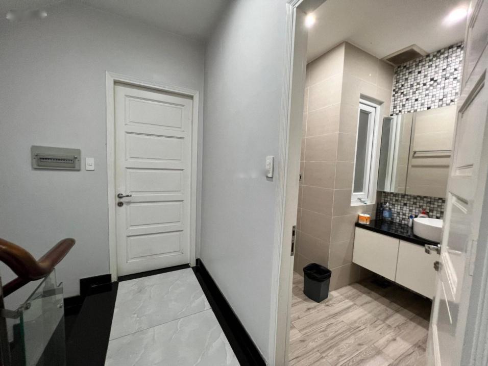 4267045 ảnh đại diện 1