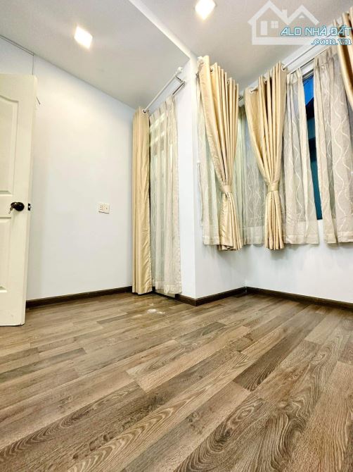4264461 ảnh đại diện 1