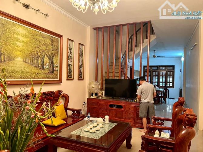 4267907 ảnh đại diện 1