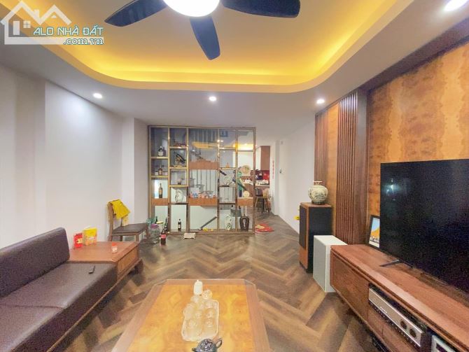 4270779 ảnh đại diện 1