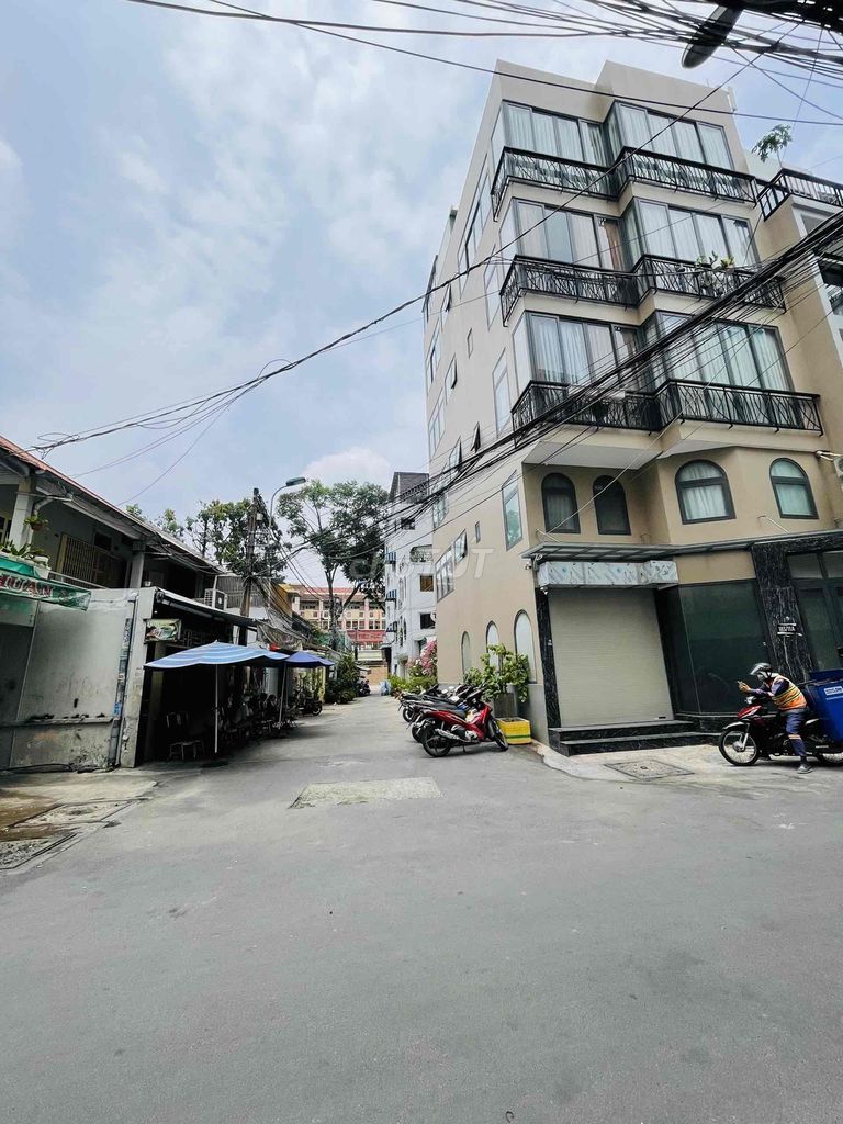4273299 ảnh đại diện 1