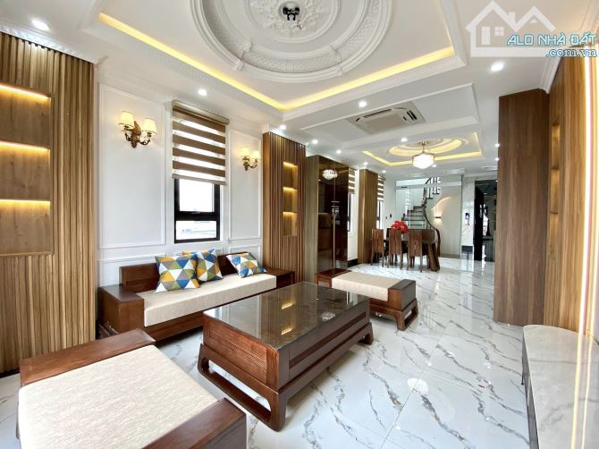 4271713 ảnh đại diện 1