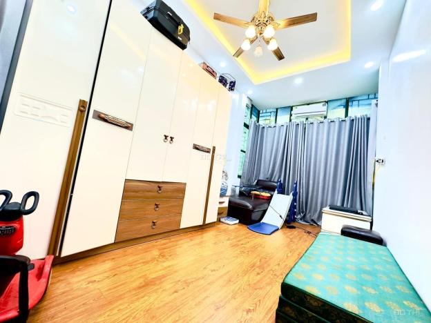 4272525 ảnh đại diện 1