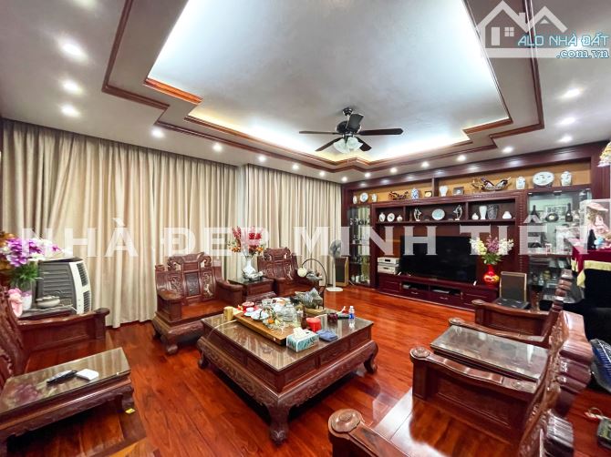 4272236 ảnh đại diện 1
