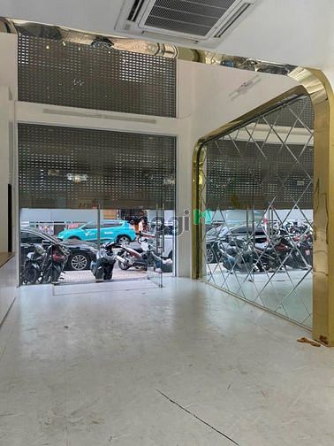 4273050 ảnh đại diện 1