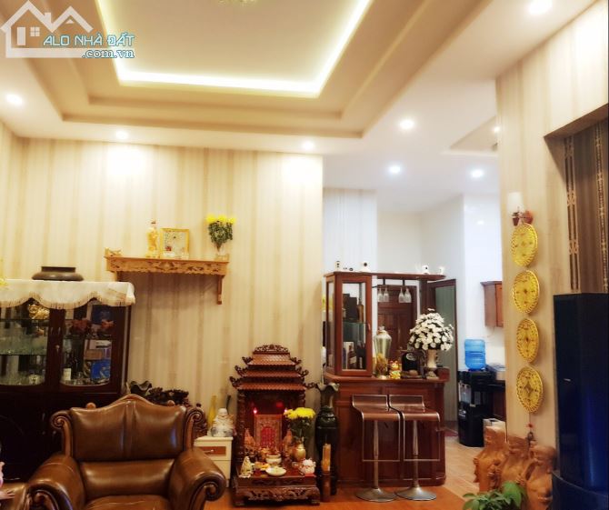 4275361 ảnh đại diện 1