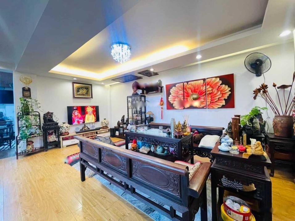 4281131 ảnh đại diện 1