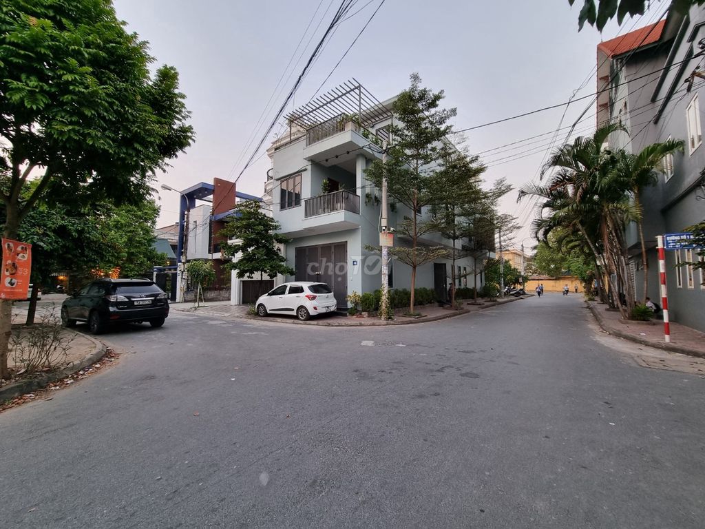 4280178 ảnh đại diện 1