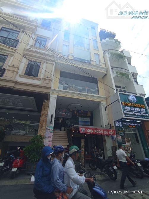 4280115 ảnh đại diện 1