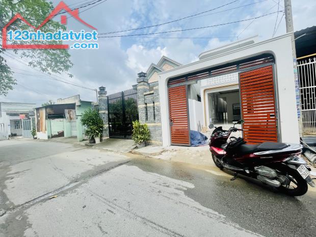 4281554 ảnh đại diện 1