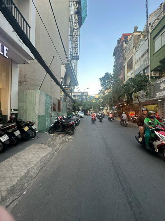4282398 ảnh đại diện 1