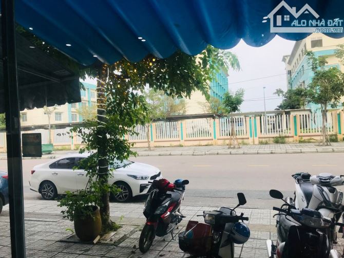 4283325 ảnh đại diện 1