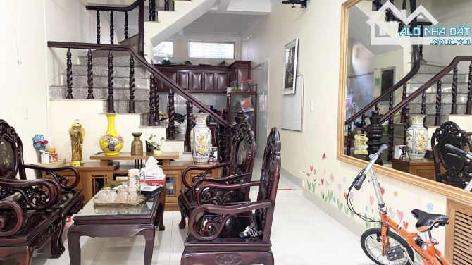 4284784 ảnh đại diện 2