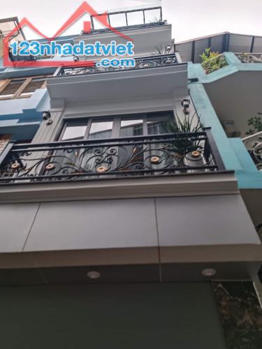 4288635 ảnh đại diện 1