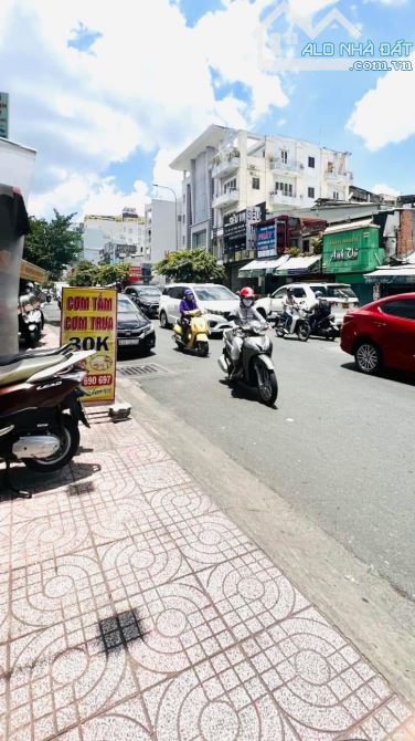 4290027 ảnh đại diện 1