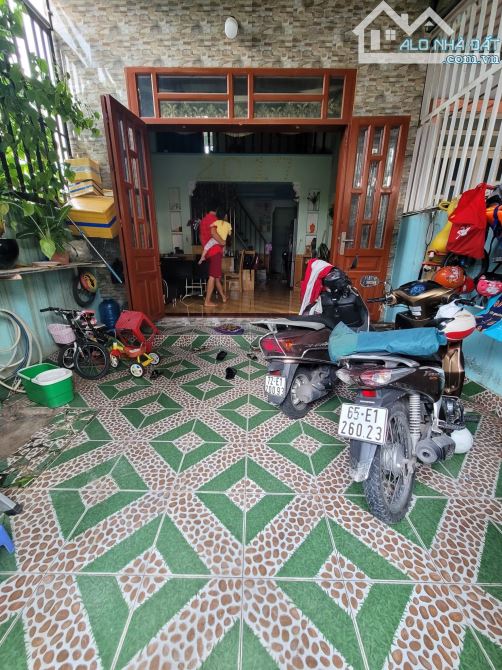 4288254 ảnh đại diện 1