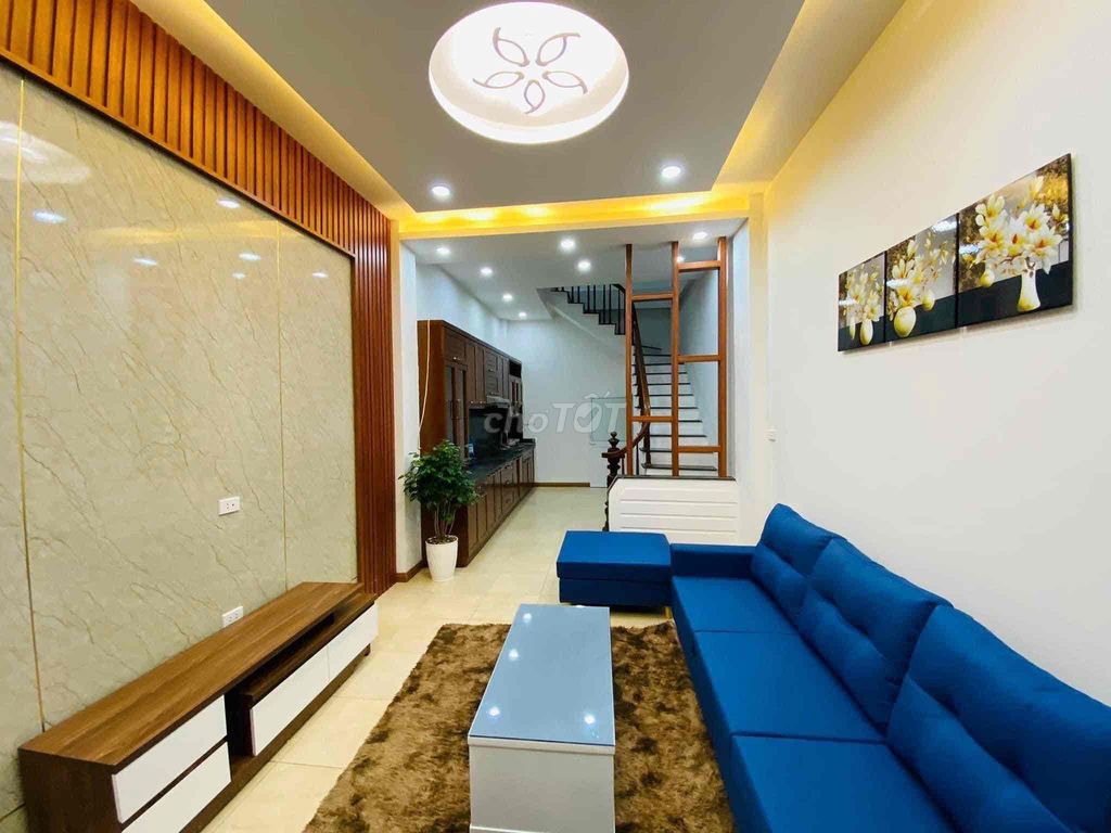4295939 ảnh đại diện 1