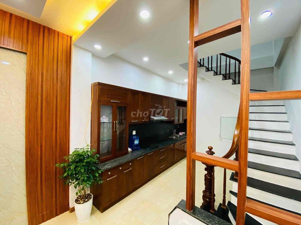 4295939 ảnh đại diện 2