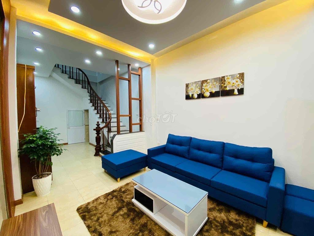 4295939 ảnh đại diện 1