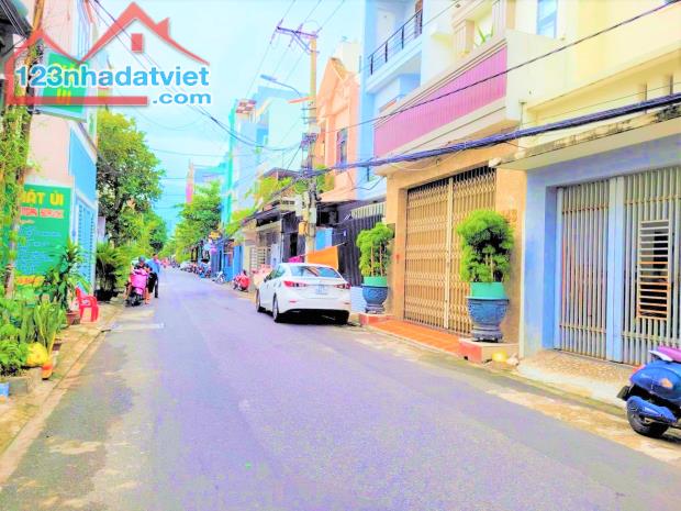 4297694 ảnh đại diện 1