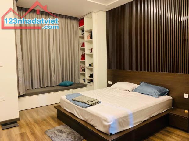 4297695 ảnh đại diện 1