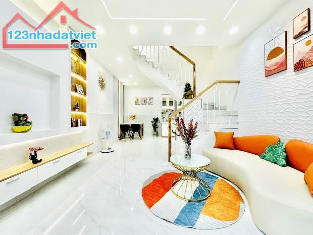4298485 ảnh đại diện 2