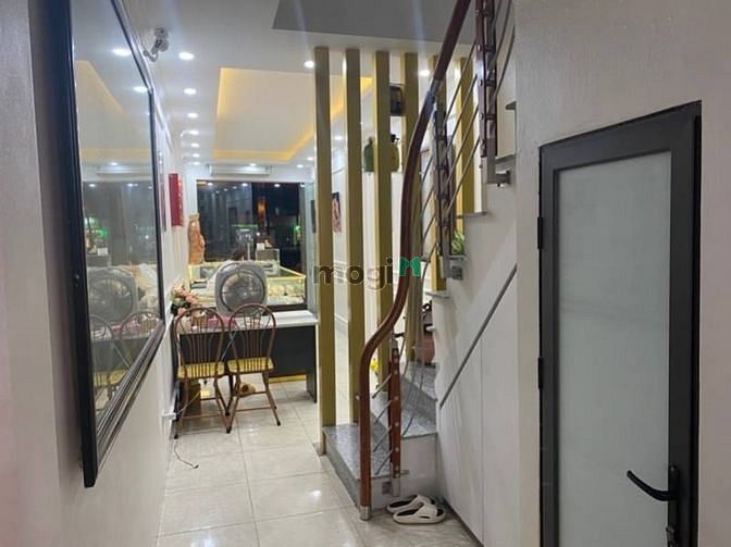 4300242 ảnh đại diện 1