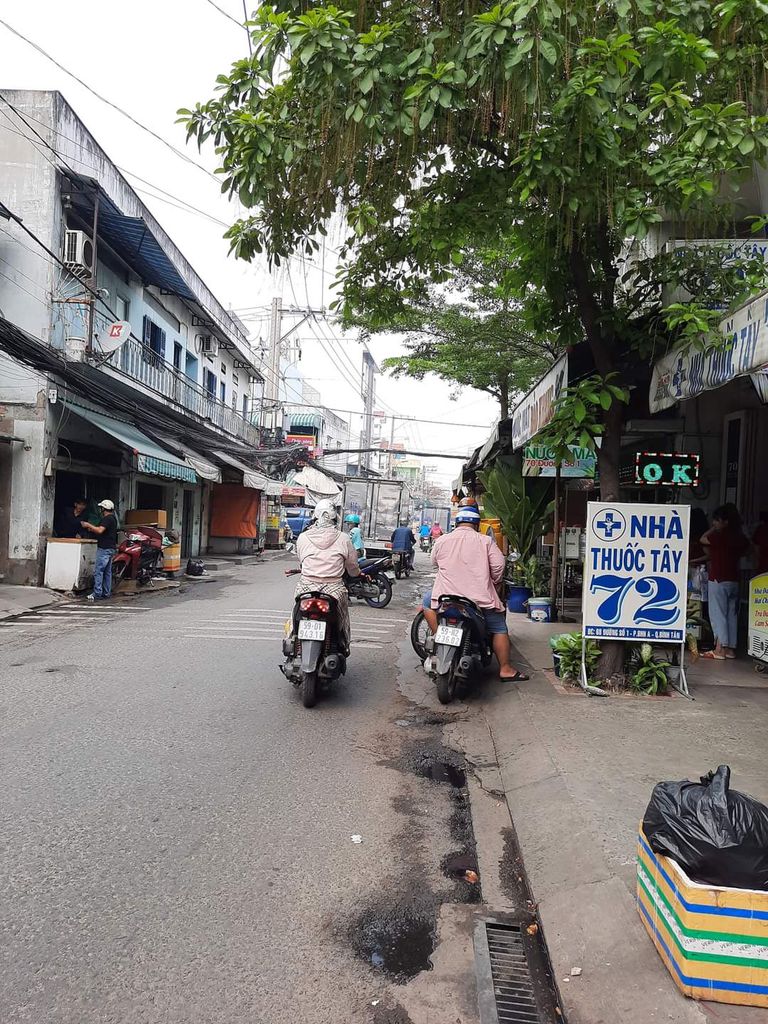 Nhà Mặt Tiền Và Để Ở Quá Ngon Khu Kinh Doanh Sỉ , Buôn Bán Sầm Uất