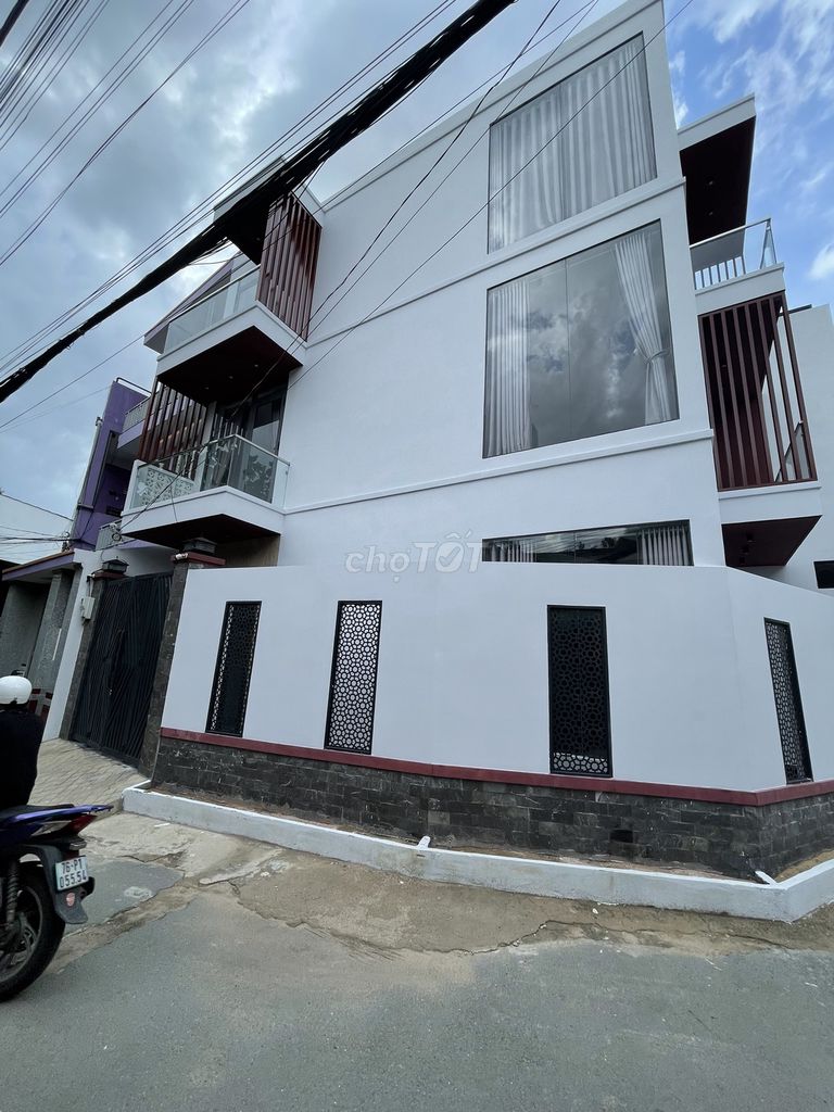 4303641 ảnh đại diện 1