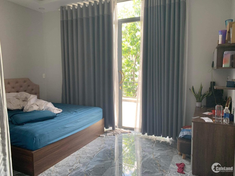 4303181 ảnh đại diện 2