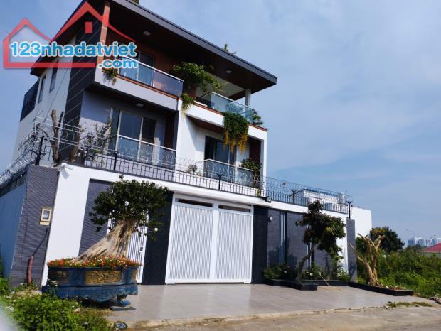 4303121 ảnh đại diện 1