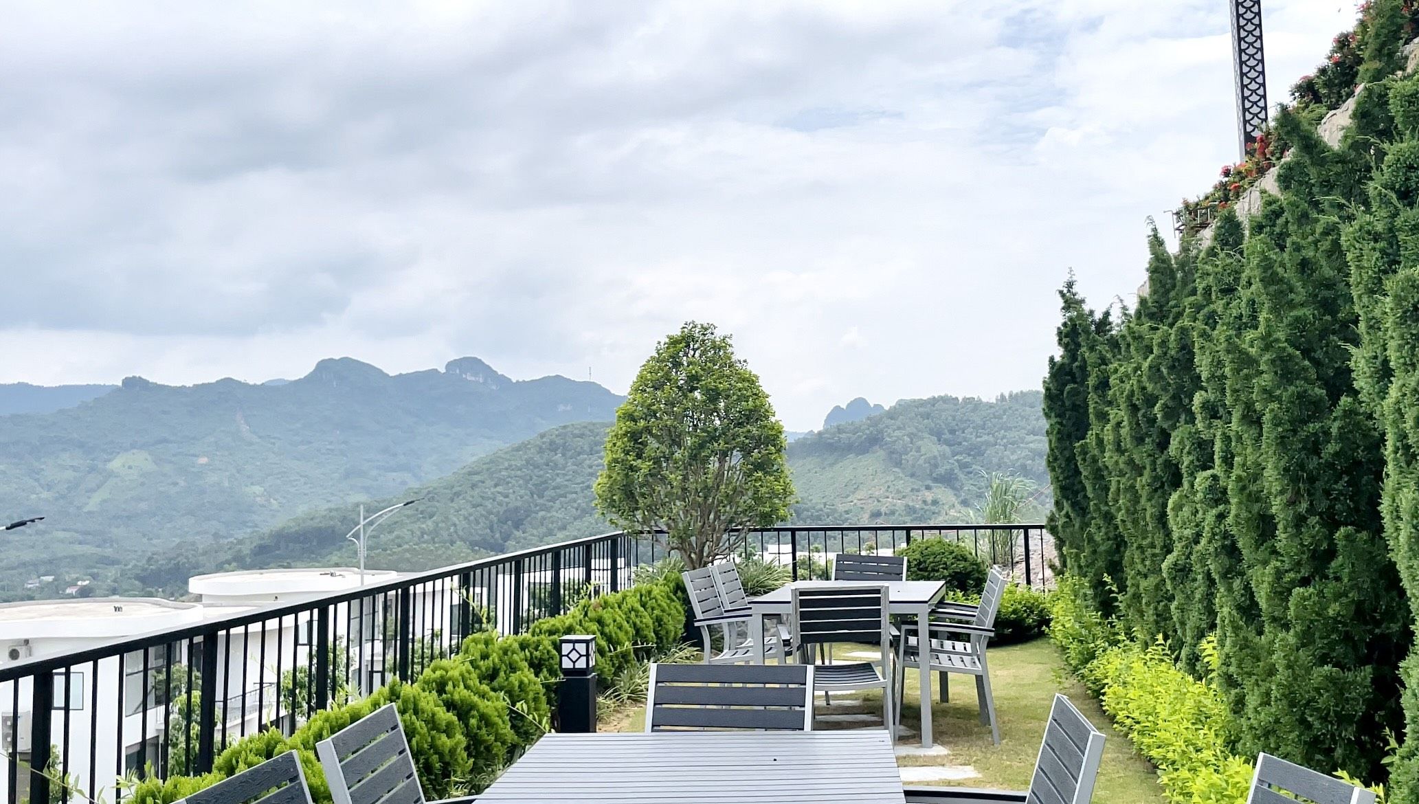 4303892 ảnh đại diện 1